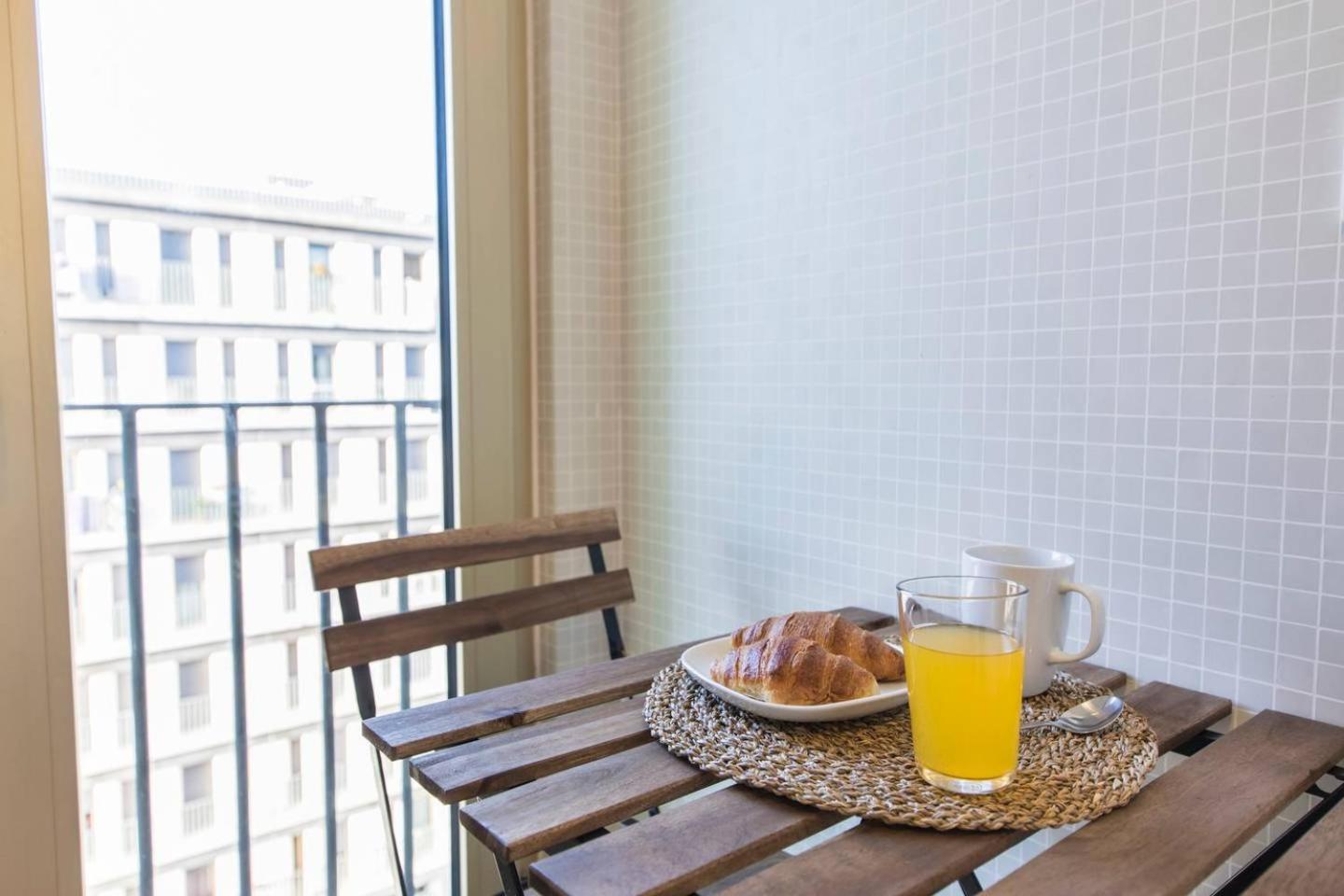 Comfortable Apartment In Campo Pequeno Lisbon Luaran gambar